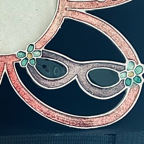 Cute Metal Picture Frame - Picture 5 of 6